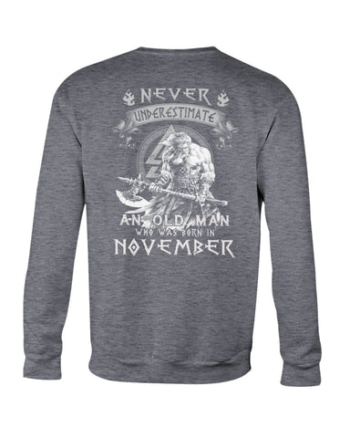 Never Underestimate A November Man Limited Classic T-Shirt - Sweatshirt - Unisex Tank Top