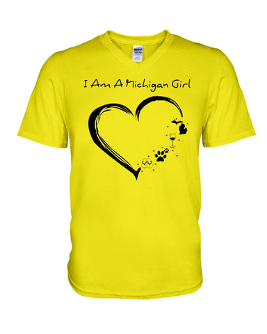 Michigan Girl Heart T-Shirt - Guys V-Neck - Mug