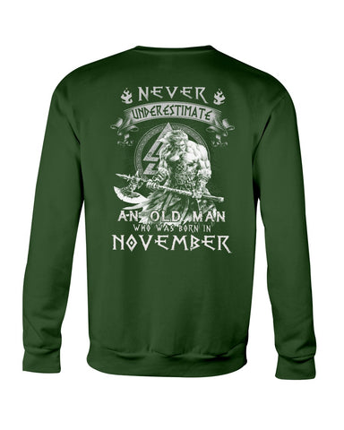 Never Underestimate A November Man Limited Classic T-Shirt - Sweatshirt - Unisex Tank Top