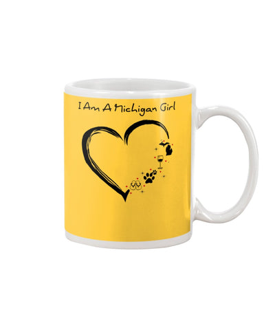 Michigan Girl Heart T-Shirt - Guys V-Neck - Mug