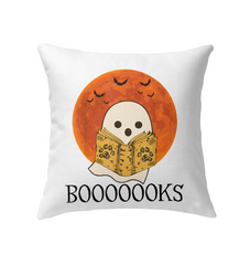 Boo Loves Booooooks T-Shirt - Horizontal Poster - Outdoor/Indoor Pillow